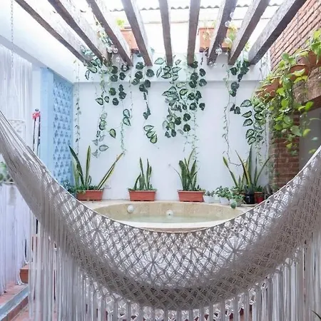 Charming Old Loft With Jacuzzi! Apartment *