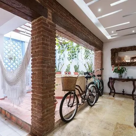 Charming Old Loft With Jacuzzi!